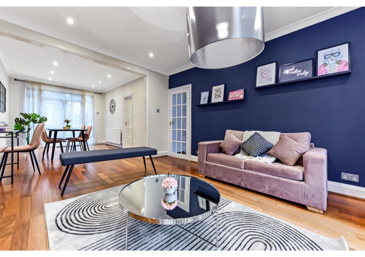 Homey And Pleasant 3bd Appartamento